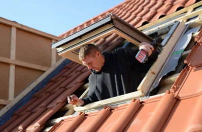 Pose de fenêtres de toit Velux à Oizé